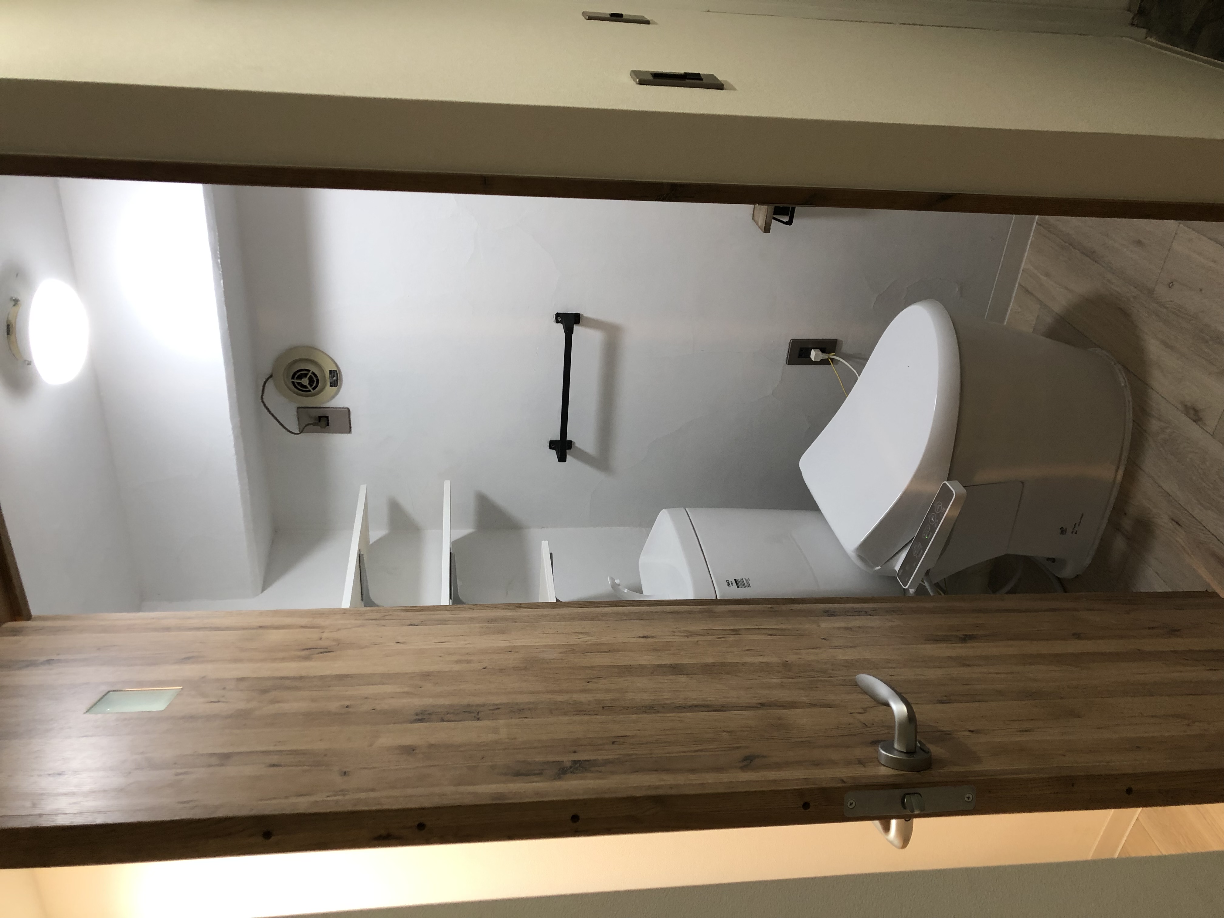 賃貸マンション1DK南向き404号室トイレ